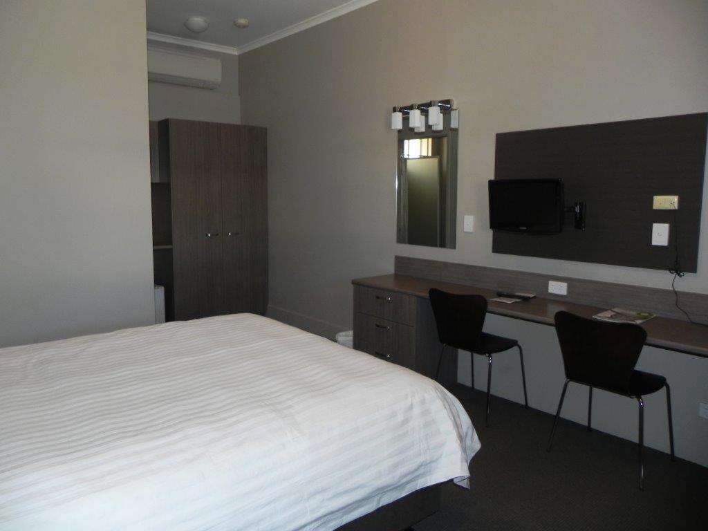 Bluestone Motor Inn Теннант-Крік Екстер'єр фото